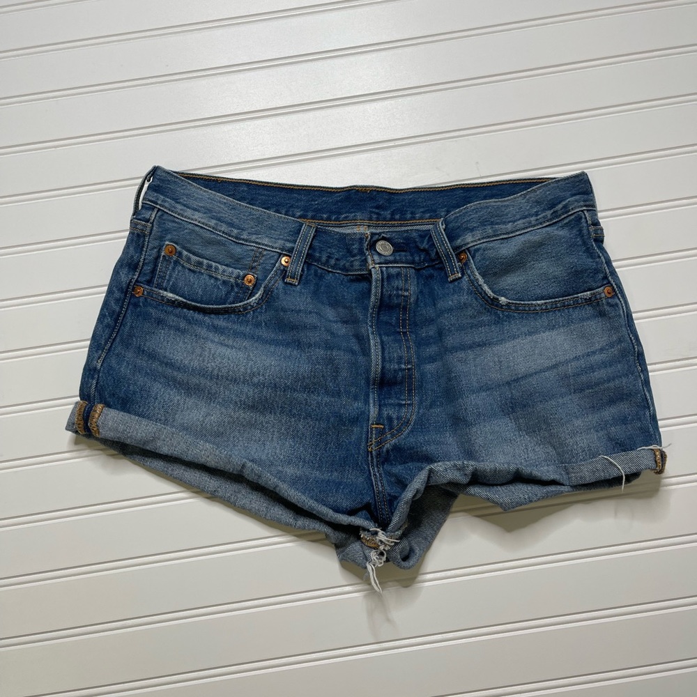 Womens Cutoff levis blue 501 32w shorts button fly - Picture 3 of 5